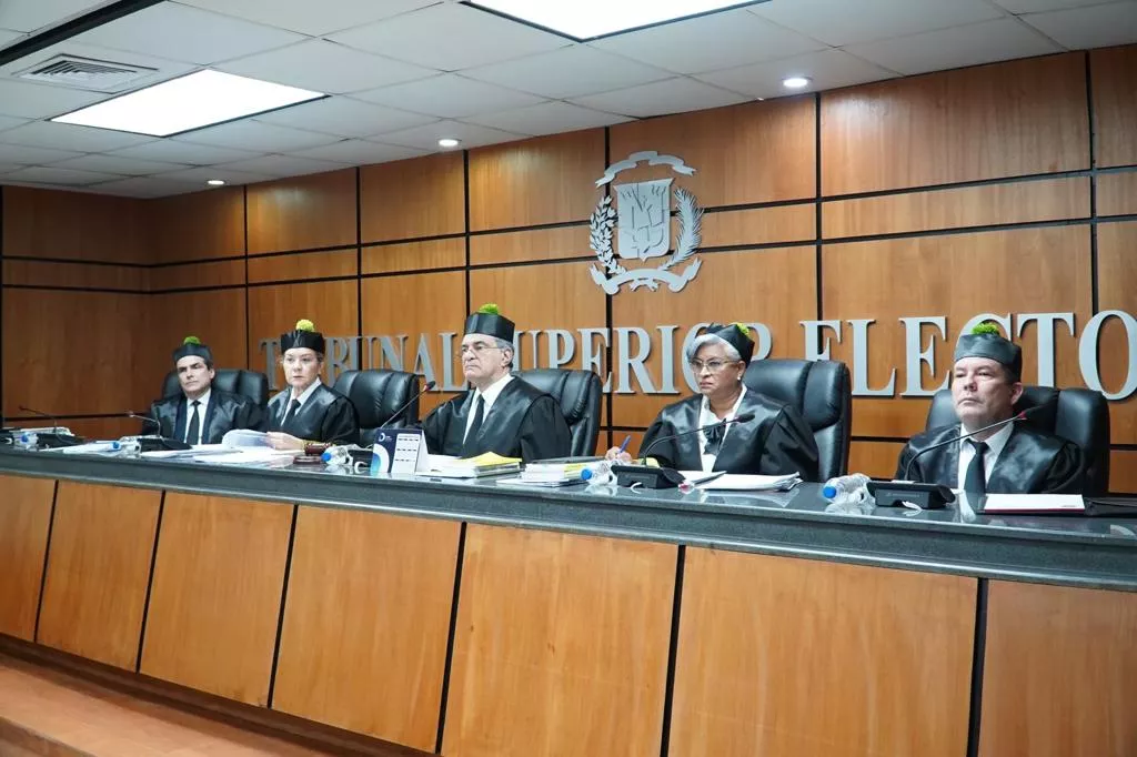 Ningún partido podrá escoger candidato presidencial de forma anticipada, tras fallo del TSE que anula plan del PLD