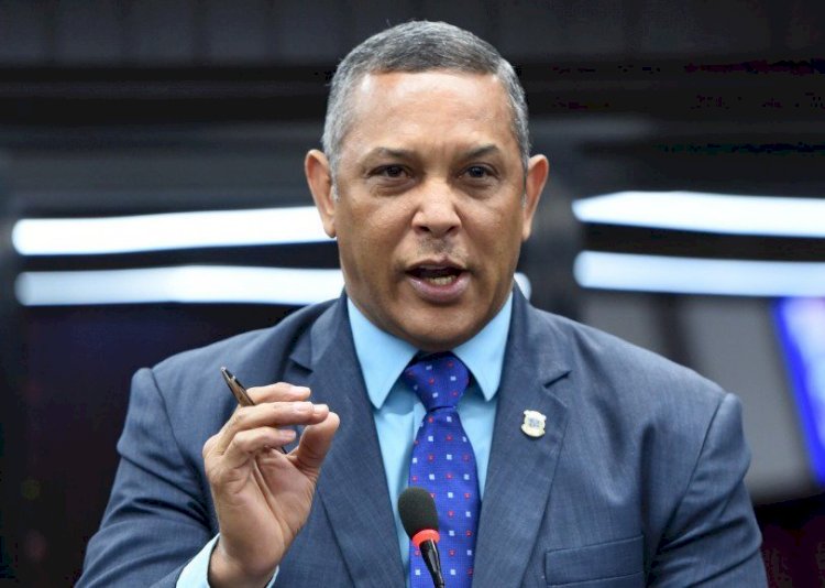 Senador Romero favorece Abinader realice renovaciones profundas en el Gobierno