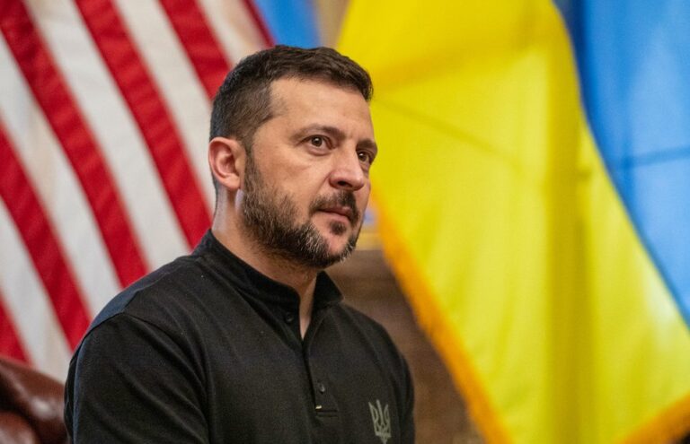 Zelenski pide envíos de armas EE.UU. lleguen lo antes posible
