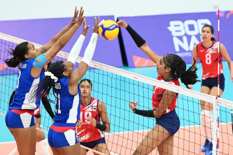RD barre Cuba y va semifinales en voleibol del Panam Junior