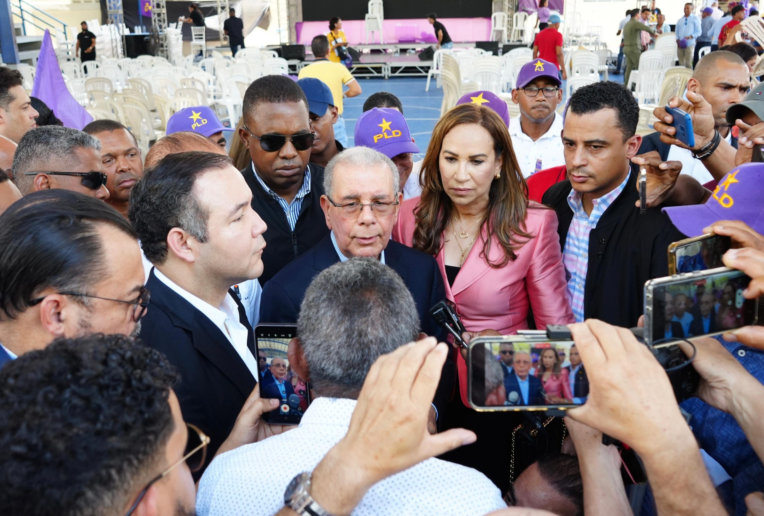 Danilo hace fuertes críticas a la política educativa del Gobierno