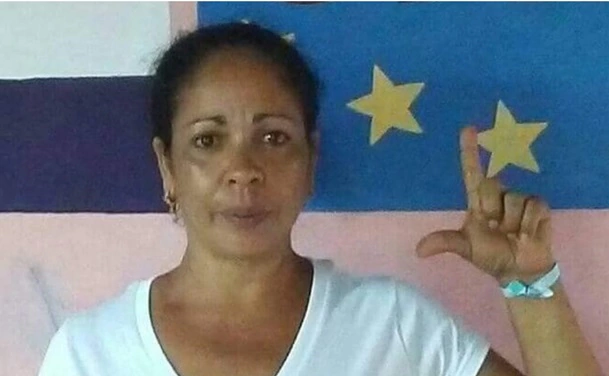 Autoridades cubanas destierran hacia República Dominicana a la activista y prisionera política Aymara Nieto Muñoz