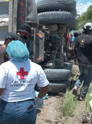 En San Cristóbal accidente deja cinco muertos