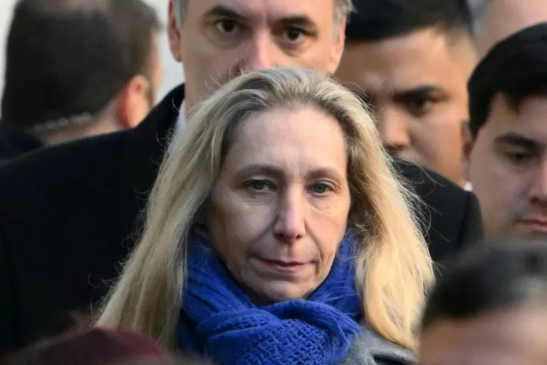 Investigan a hermana de presidente de Argentina por supuesto caso de corrupción
