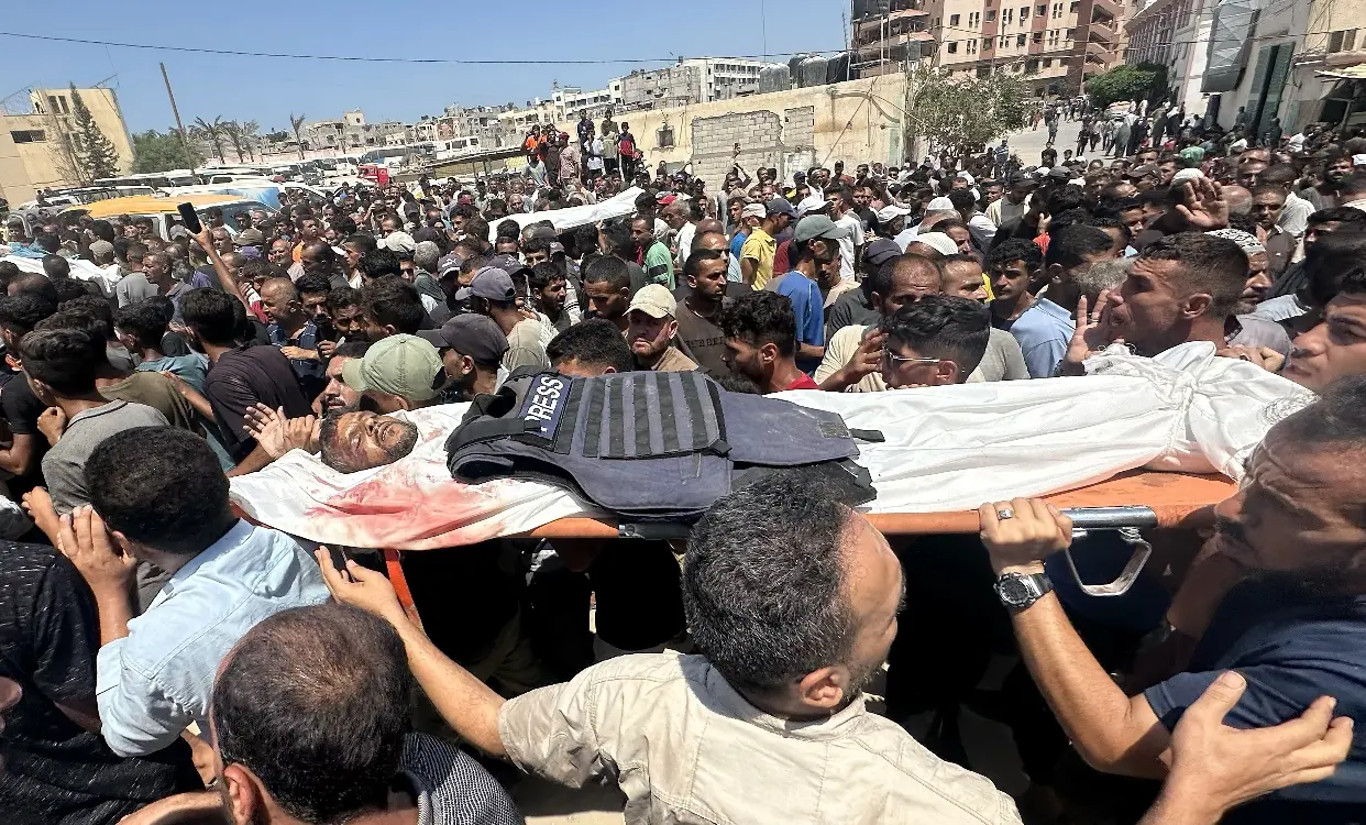 Israel mata 20 personas, entre ellas, 5 periodistas