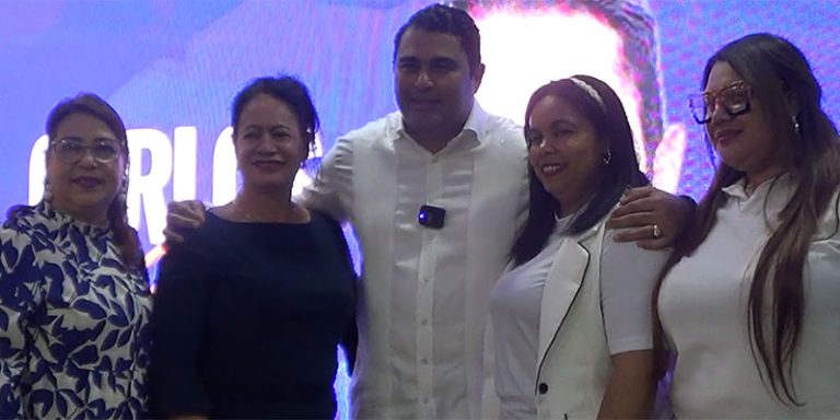 Carlos De Jesús lanza mensaje en encuentro por el futuro de Santo Domingo Este