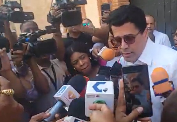 Collado aclara no habla sobre aspiración política desde 2020