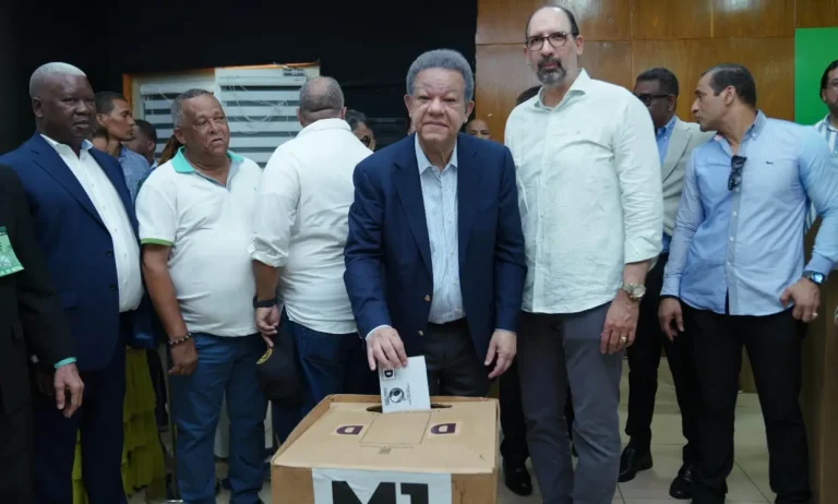 Fuerza del Pueblo concluye congreso elector, vota 89.72 %