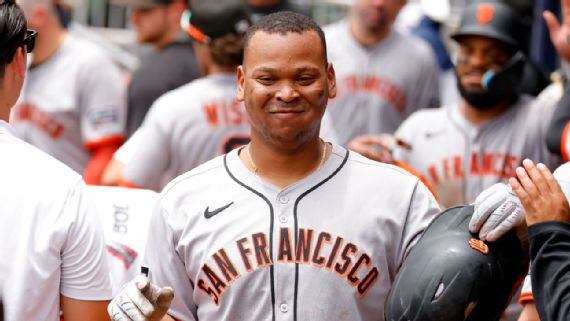 Rafael Devers empata marcas de Barry Bonds en San Francisco