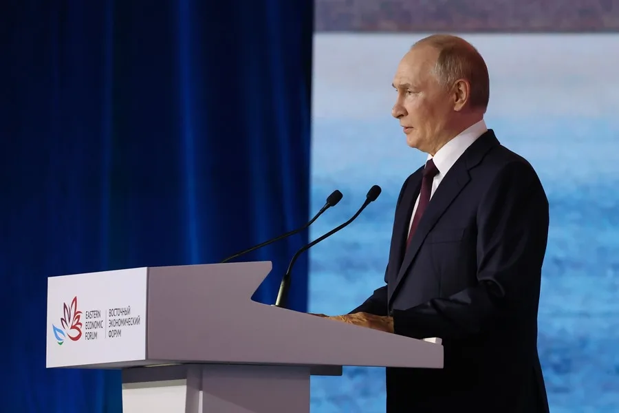 Putin condiciona negociaciones con Zelensky en Moscú y rechaza tropas extranjeras en Ucrania