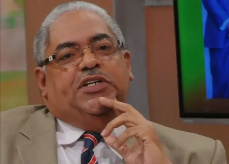 Exdirector de SeNasa afirma había doble contabilidad