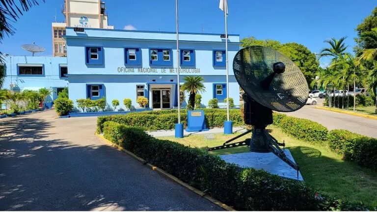 Una vaguada y un sistema frontal provocarán lluvias este viernes, 9 provincias siguen en alerta