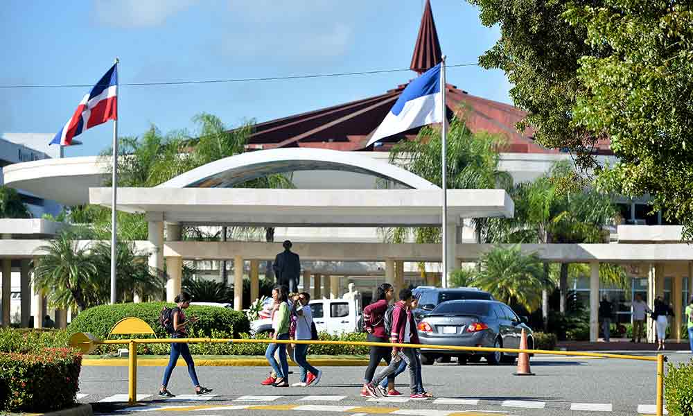 Estudiante que protagonizó tiroteo en la UASD será sometido a la justicia