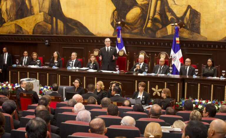 Hoy cumple un año de haberse proclamado la nueva Constitución de RD