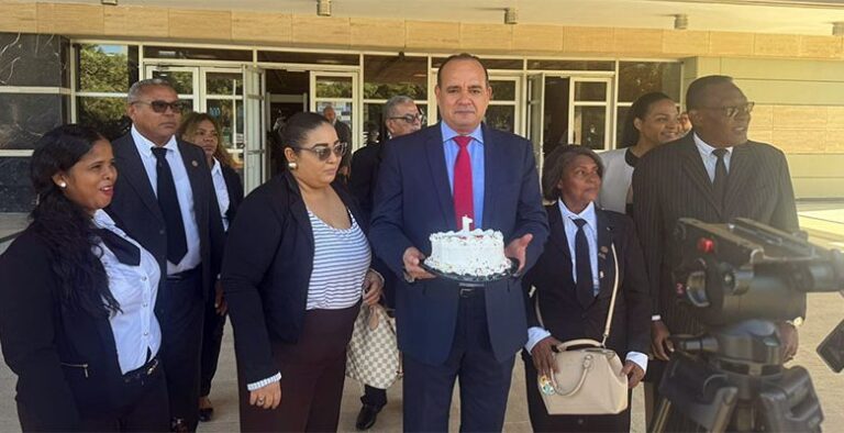 Convergencia contra el Robo de Seguridad Social celebra “cumpleaños” de desfalco ARS Senasa en total impunidad