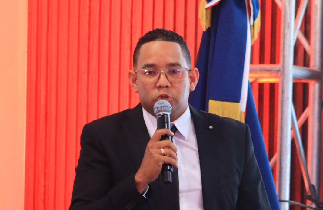 Un regidor de Montecristi denuncia intenciones de privatizar la Isla Cabra