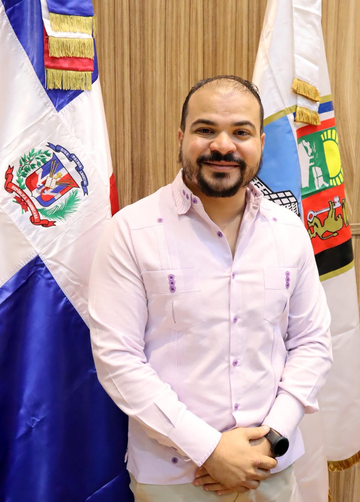 Yamil Fortuna denuncia uso de suelo “a espaldas” de los regidores