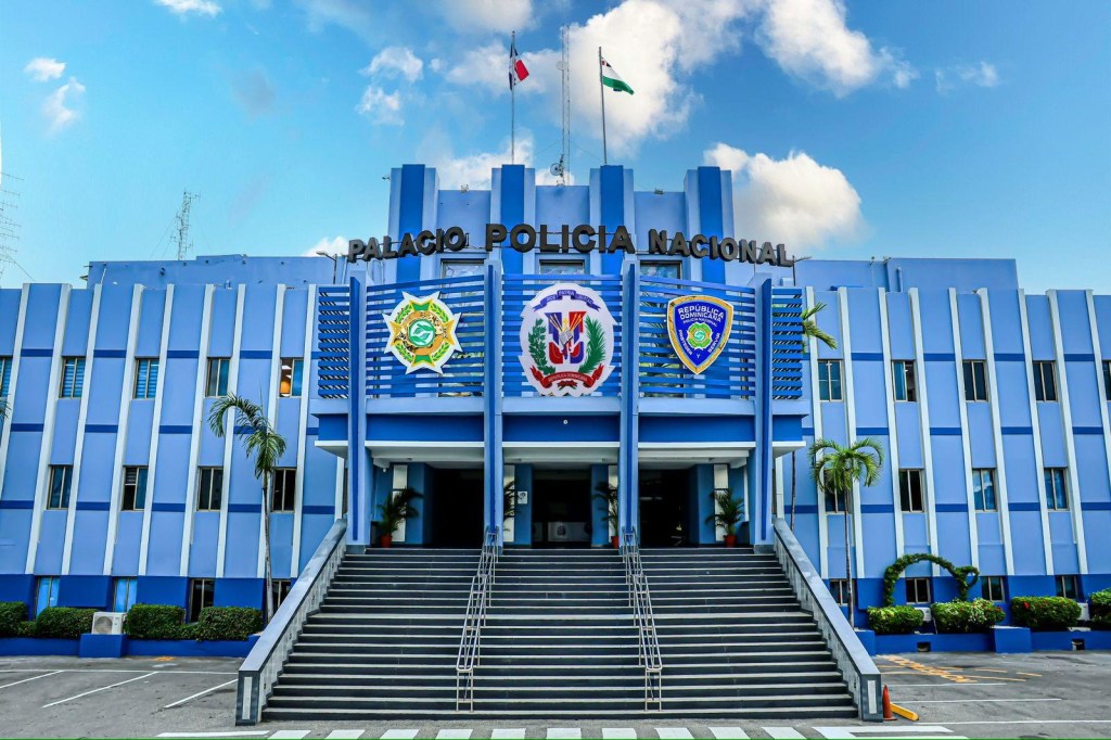 Policía busca a dos hombres tras muerte de adolescente en Puerto Plata