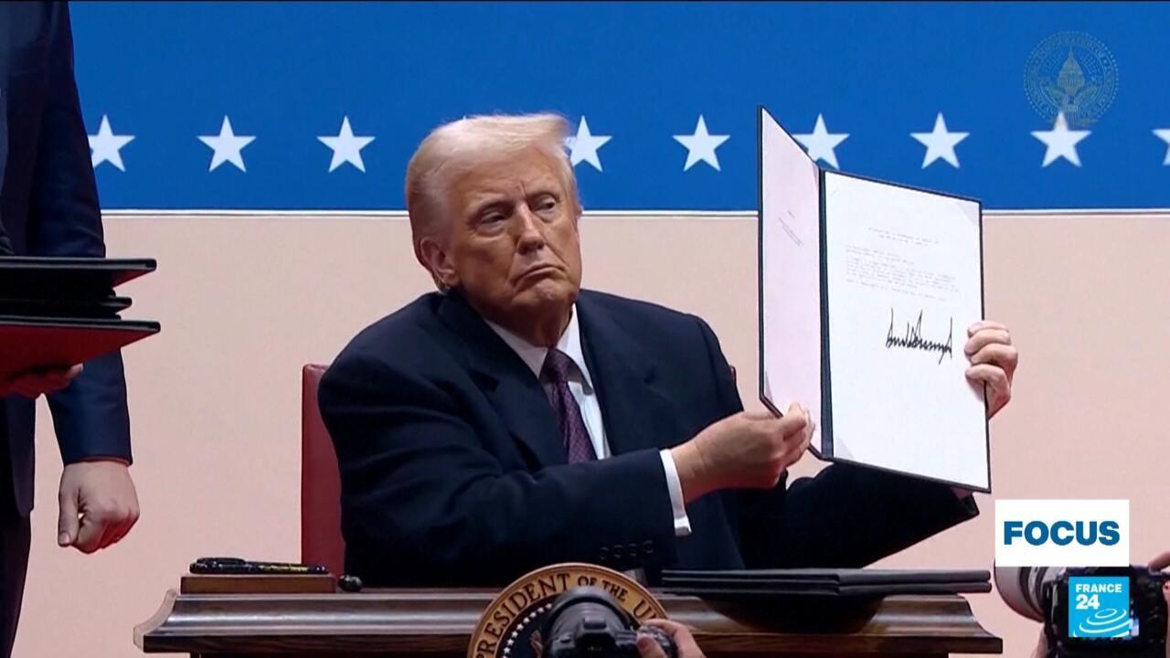 Trump afirma que los días de Maduro están contados, pero descarta intervención militar