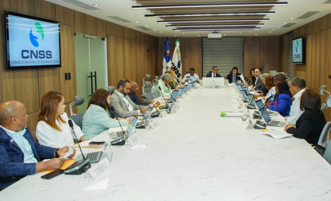 CNSS aprueba incremento del per cápita del Seguro Familiar de Salud y nuevas coberturas desde noviembre de 2025