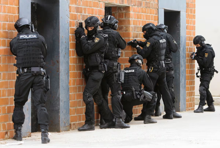 ESPAÑA: Policía mata presunto narco dominicano; hiere dos