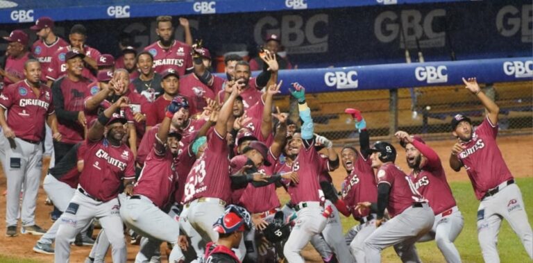 ¡Gigantes viven! Ganan juego grande contra el Escogido