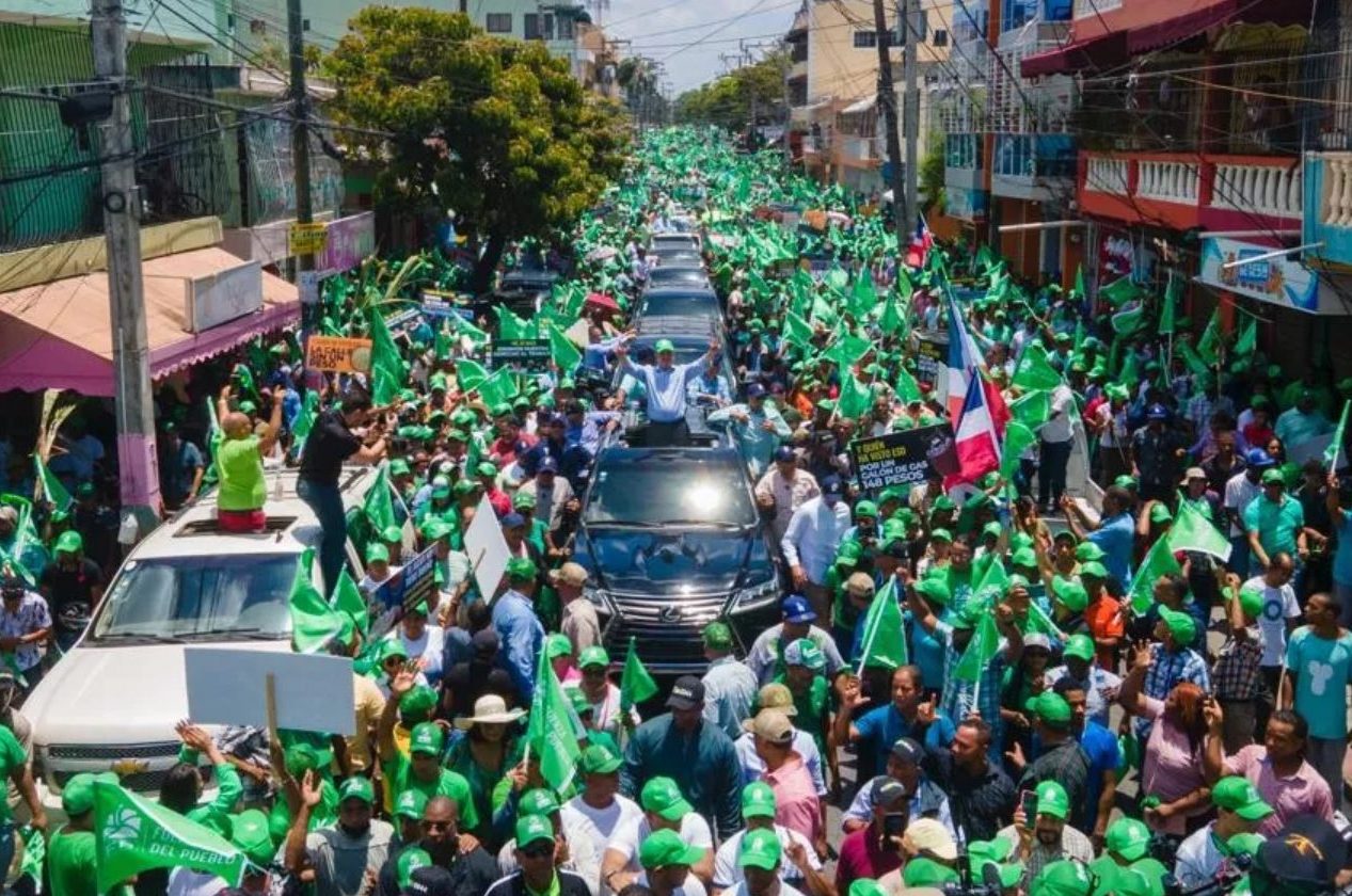 JCE intima FP por «propaganda política anticipada» en marcha