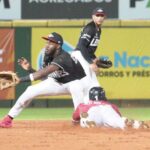 Junior Lake conecta jonrón en victoria Leones; Toros triunfan