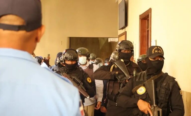 Juez decide hoy sobre prisión preventiva para imputados en fraude millonario a SeNaSa