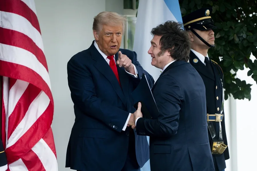 Argentina negocia con EE.UU. recibir inmigrantes deportados