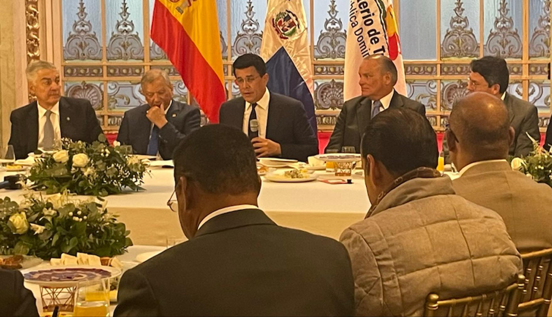 El país asegura inversiones récords en FITUR: más de 885 mil millones de pesos