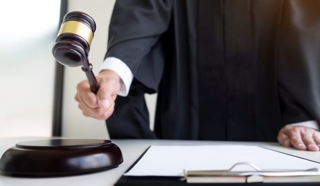 Condenan a 15 años de prisión a hombre que violó a niña de tres años