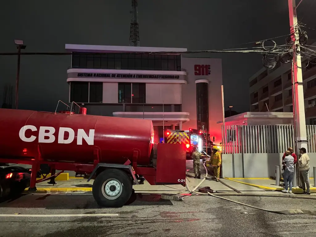 Conato de incendio afecta la sede del 9-1-1 en la Zona Metropolitana