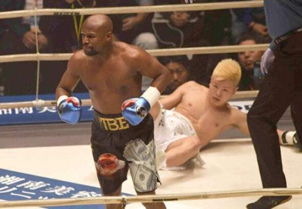 Floyd Mayweather anuncia su regreso a las peleas profesionales