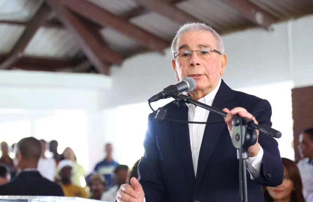 Danilo Medina acusa al Gobierno de triplicar el costo de la presa Monte Grande