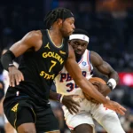 Warriors acuerdan enviar a Jonathan Kuminga y Buddy Hield a los Hawks por Kristaps Porzingis