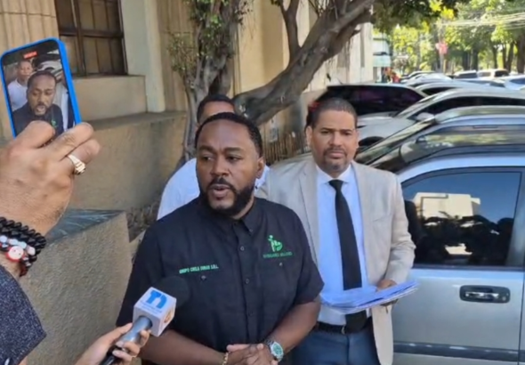 Hombre denuncia asedio y acoso de exempleada con la que tuvo relación extramarital