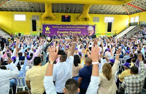 El PLD aprueba lista de ocho aspirantes a la presidencia RD