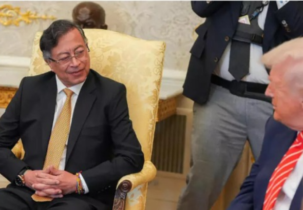 Petro sale de la reunión con Trump con una "impresión positiva" y lo invita a Colombia