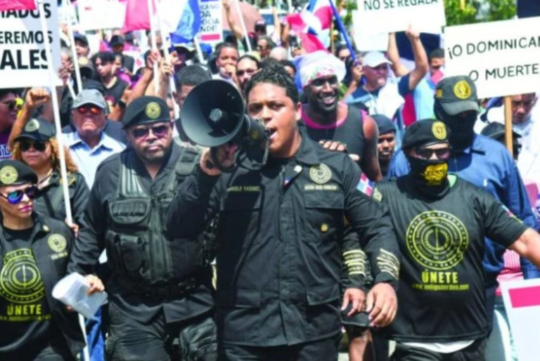 Antigua Orden protesta en La Vega tras asesinato ganadero