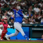 Vinnie Pasquantino se convirtió en el primer jugador en la historia del Clásico Mundial de Béisbol que dispara tres jonrones en un partido
