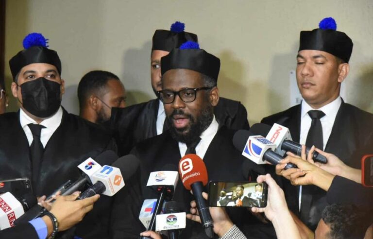 Wilson Camacho denuncia tácticas dilatorias de la defensa de Jean Alain Rodríguez