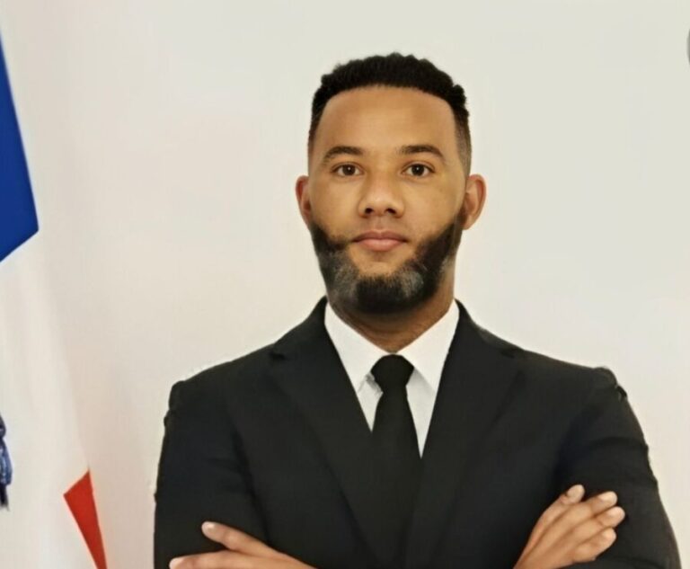 Fiscal acusado soborno estuvo en caso Senasa