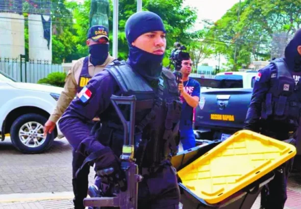 Fiscales grabarán allanamientos y escenas del crimen con cámaras corporales a partir del 1 de abril