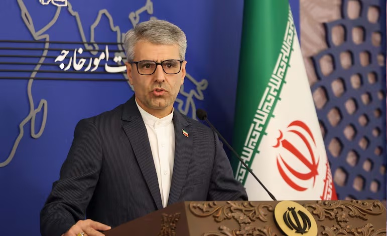 Irán admite contactos con EU pero niega haya conversaciones