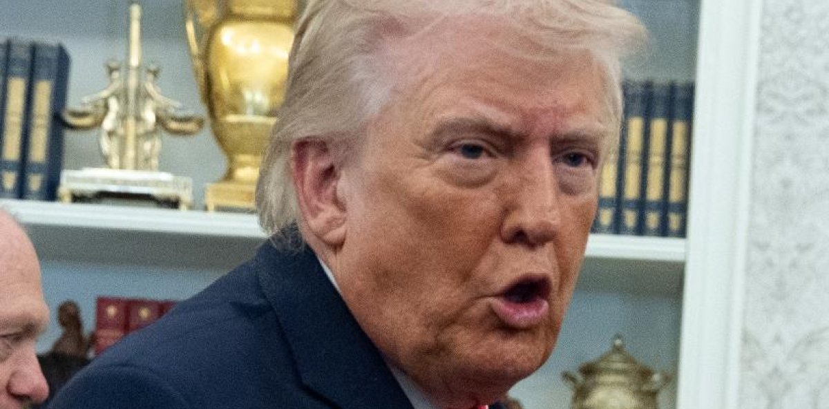 Trump extiende ultimátum al 6 de abril para Irán abra estrecho