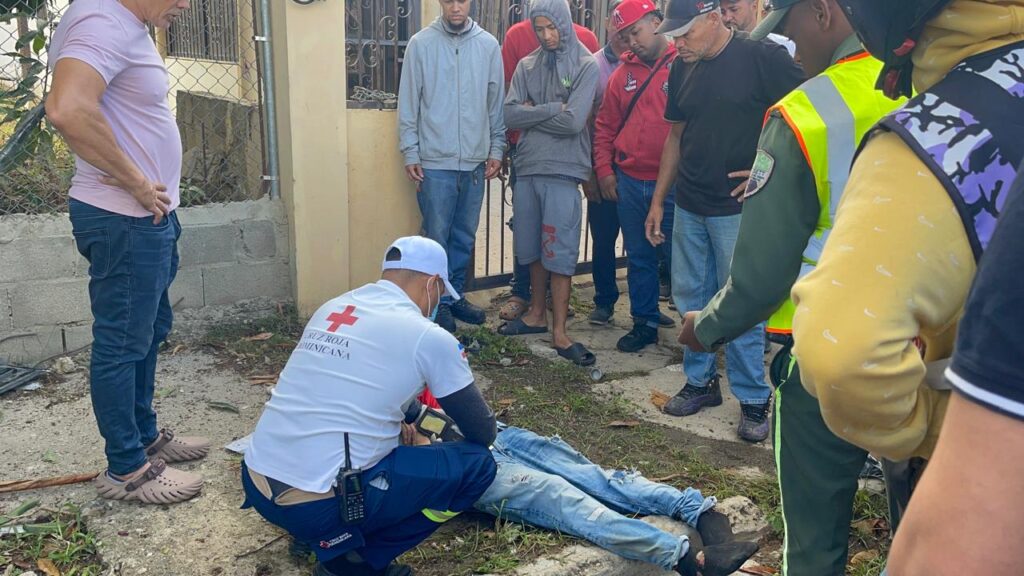 Cámara de seguridad capta tragedia en Corona Plaza que dejó un motorista muerto en Santiago