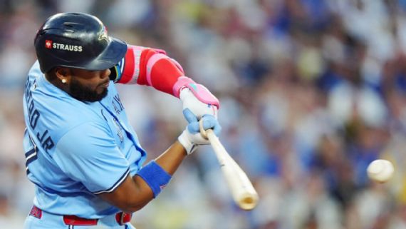 Vladimir Guerrero Jr. batea tres hits en victoria de los Azulejos