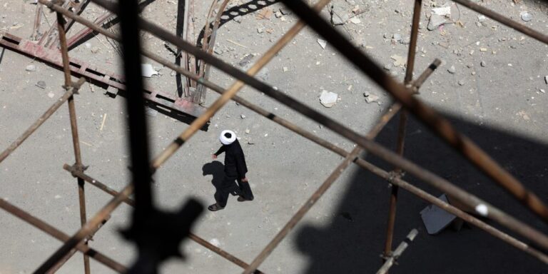 Irán advierte que impedirá el comercio en la región si EEUU mantiene el bloqueo de Ormuz