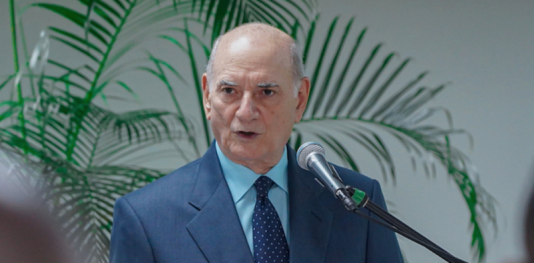 Quico Tabar reitera disposición de regularizar las bancas